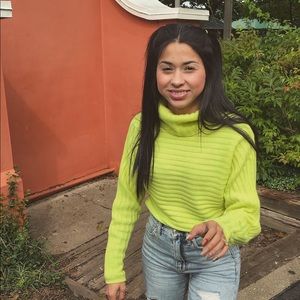 Meet your Posher, Mayra